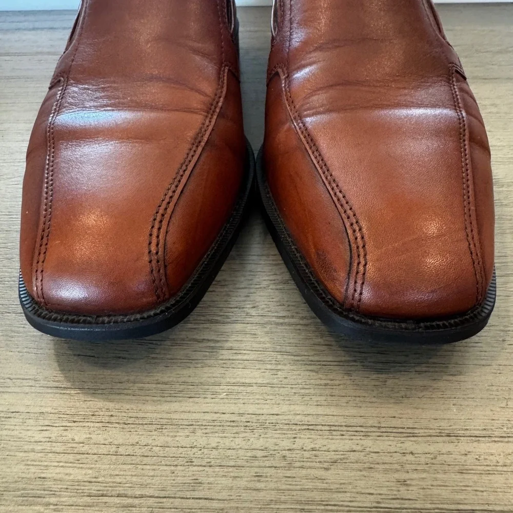 ECCO Helsinki Men 9‎ M Cognac Brown Leather Slip On Loafers Square Apron Toe